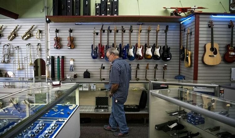 What Exactly Do Pawn Shops Do – Read On To Find Out. Pawn Shops Do